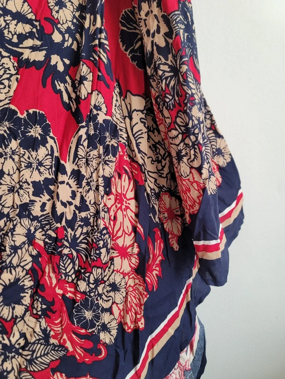 NEW Floral‎ Hanky Hem 42W Tall Plus Pull On Flowy Skirt Red Blue Denim 24/7
